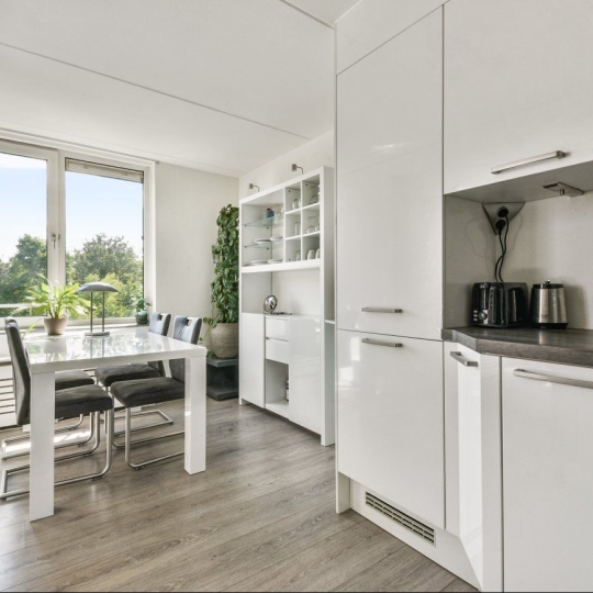  Annonces VENELLES : Apartment | AIX-EN-PROVENCE (13090) | 43 m2 | 319 000 € 