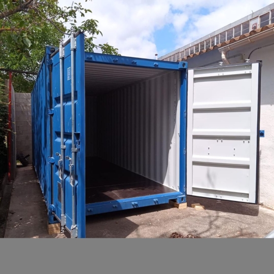 Annonces VENELLES : Garage / Parking | MEYRARGUES (13650) | 14.00m2 | 180 € 