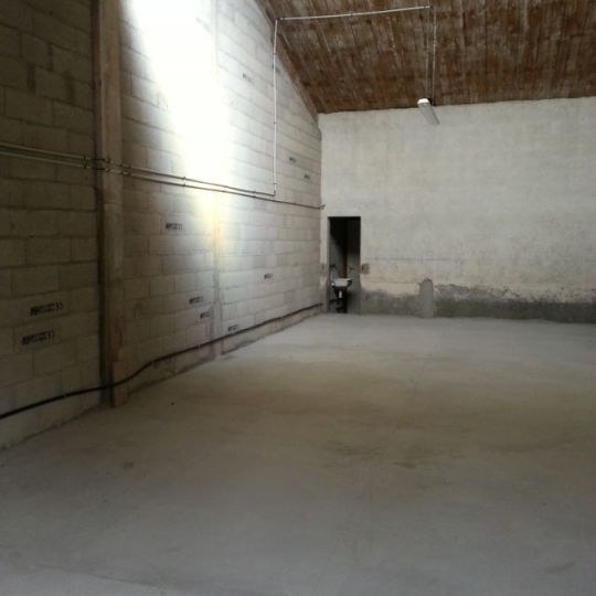  Annonces VENELLES : Garage / Parking | PEYROLLES-EN-PROVENCE (13860) | 95 m2 | 840 &euro; 