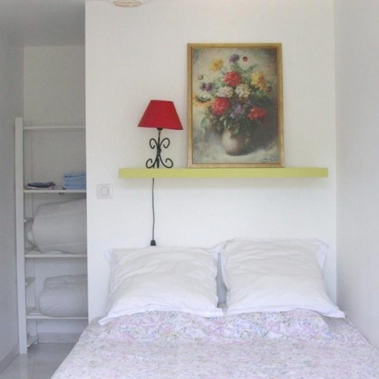  Annonces VENELLES : Appartement | PEYROLLES-EN-PROVENCE (13860) | 40 m2 | 650 € 