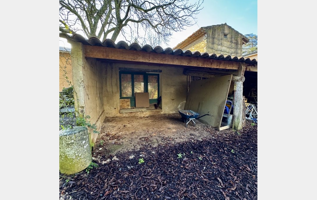 Annonces VENELLES : Maison / Villa | VENELLES (13770) | 136 m2 | 1 935 &euro; 