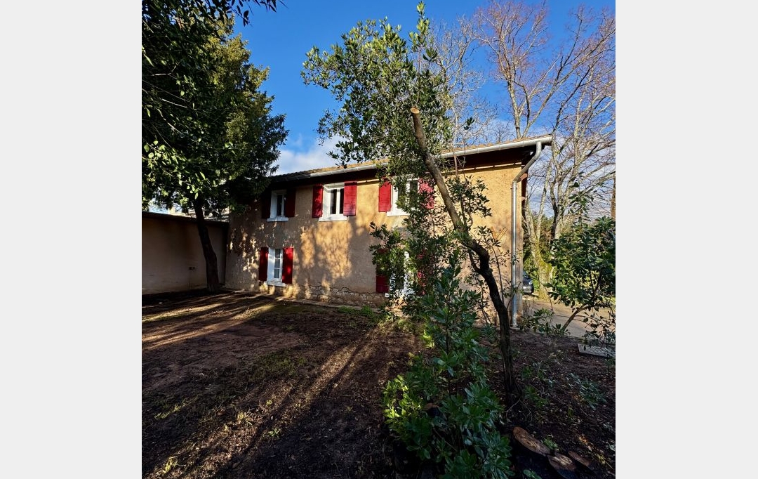 Annonces VENELLES : Maison / Villa | VENELLES (13770) | 136 m2 | 1 935 &euro; 