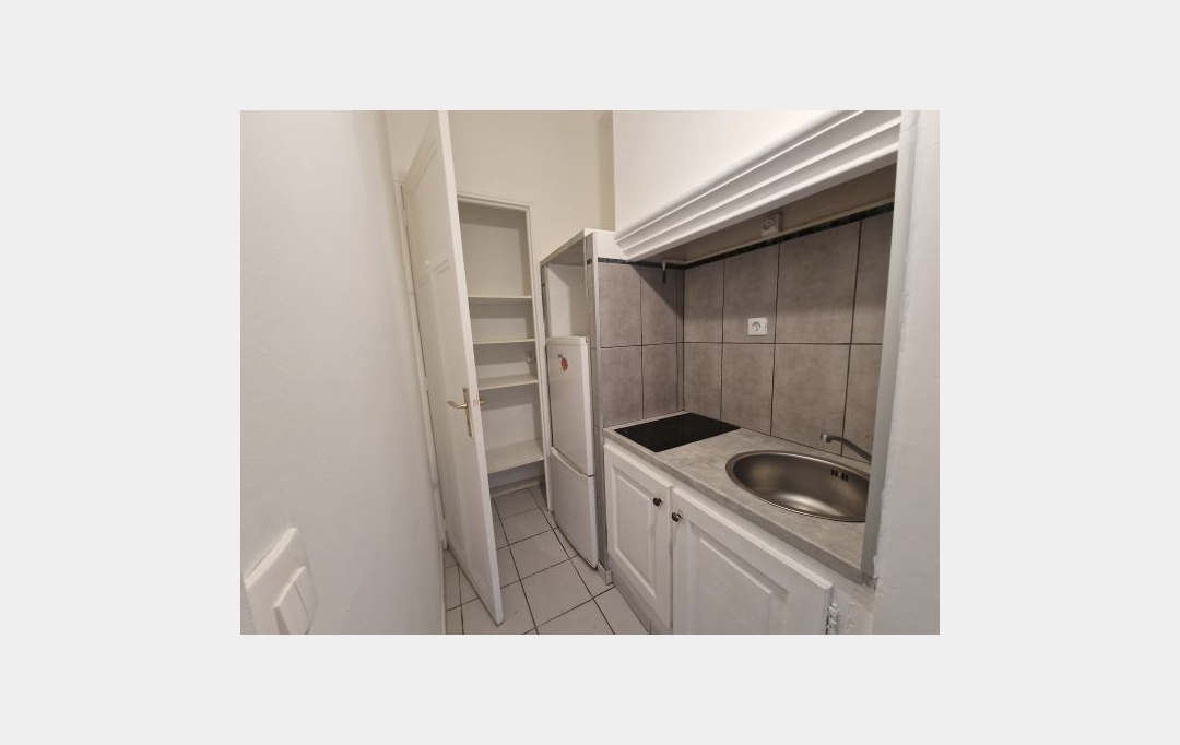Annonces VENELLES : Appartement | AIX-EN-PROVENCE (13100) | 35 m2 | 199 000 &euro; 