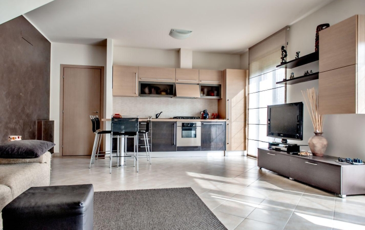  Annonces VENELLES Appartement | MEYREUIL (13590) | 85 m2 | 390 000 € 